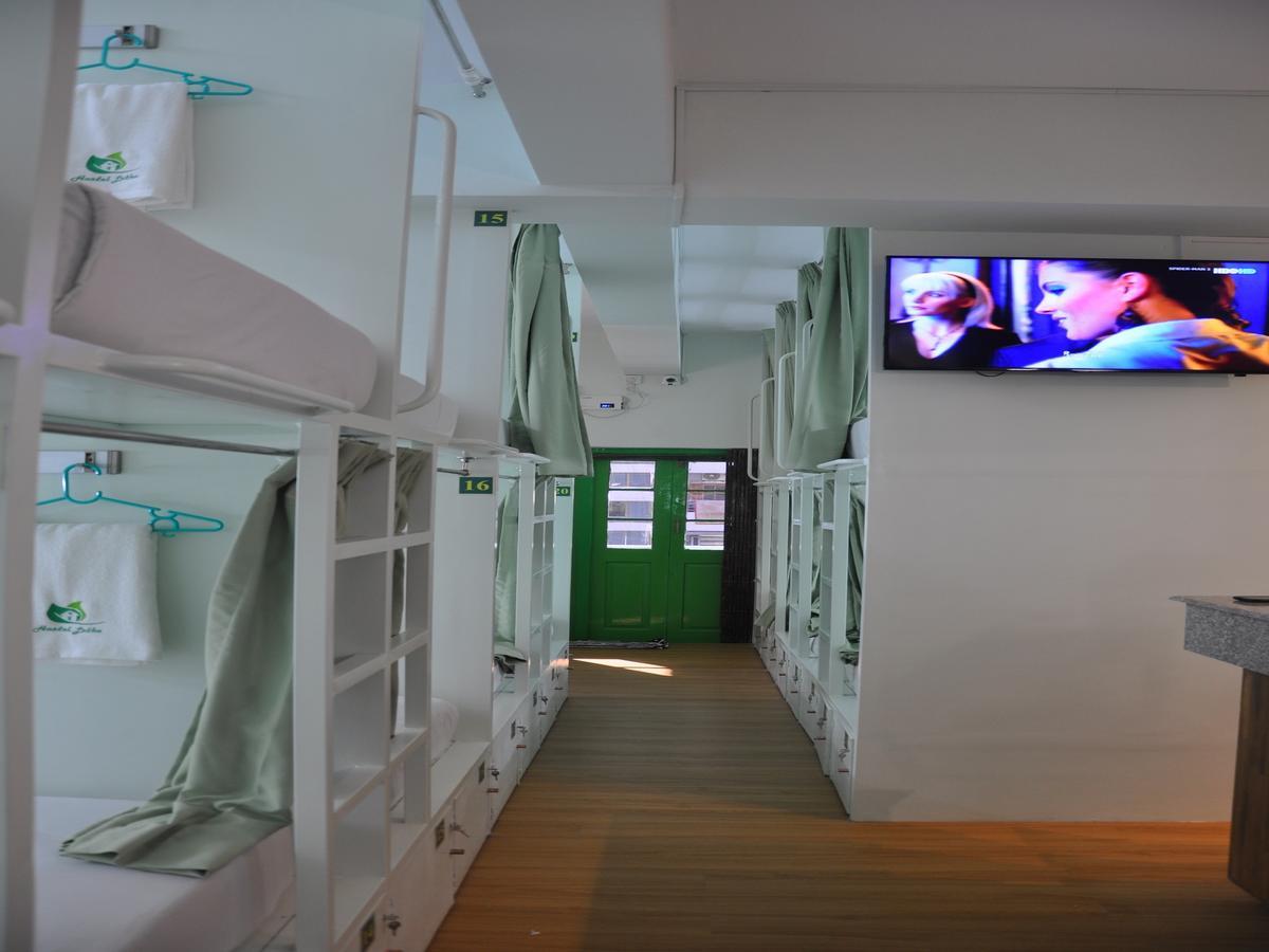 Hostel Latha Yangon Extérieur photo