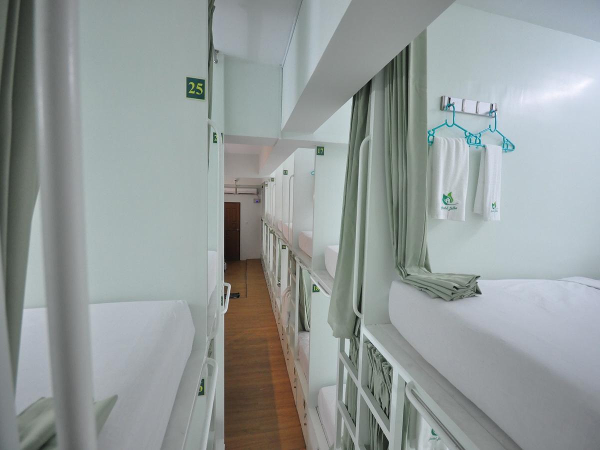 Hostel Latha Yangon Extérieur photo